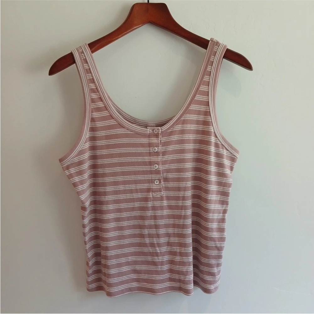 O.N.L.Y. Old Navy Striped Tank Top XL Sleeveless Shirt Blush Casual Basic Top